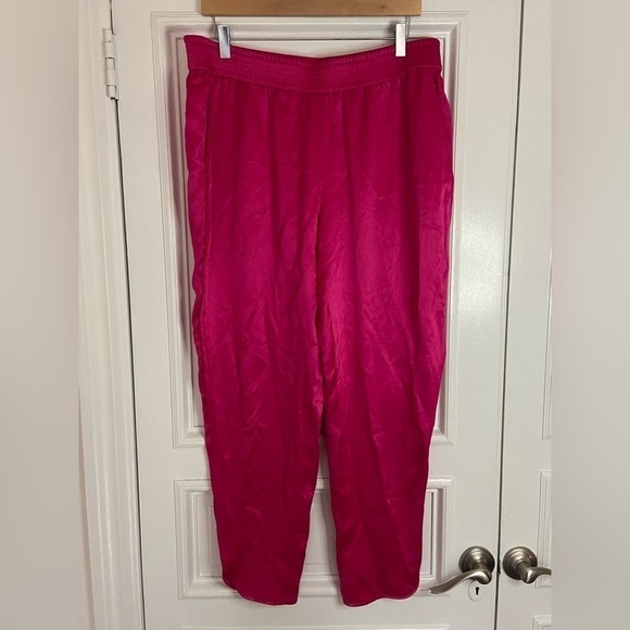 NWT Zara Satin Split Hem Pink Fascia Trousers Pants Pockets Barbiecore Silky - Picture 4 of 12